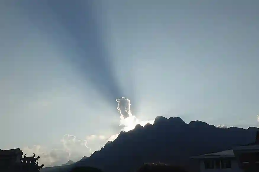 有哪些意境绝美的古诗词？